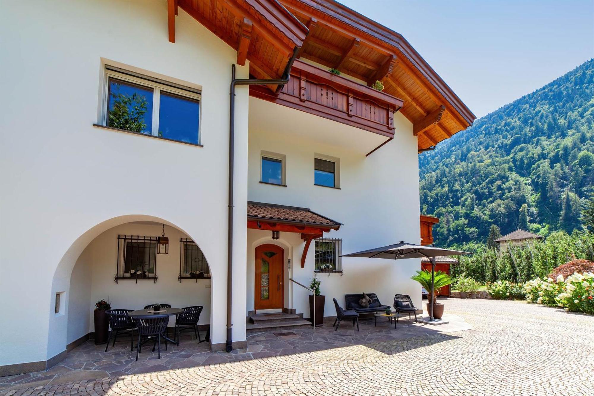 Appartementhaus Tratter Algund Buitenkant foto