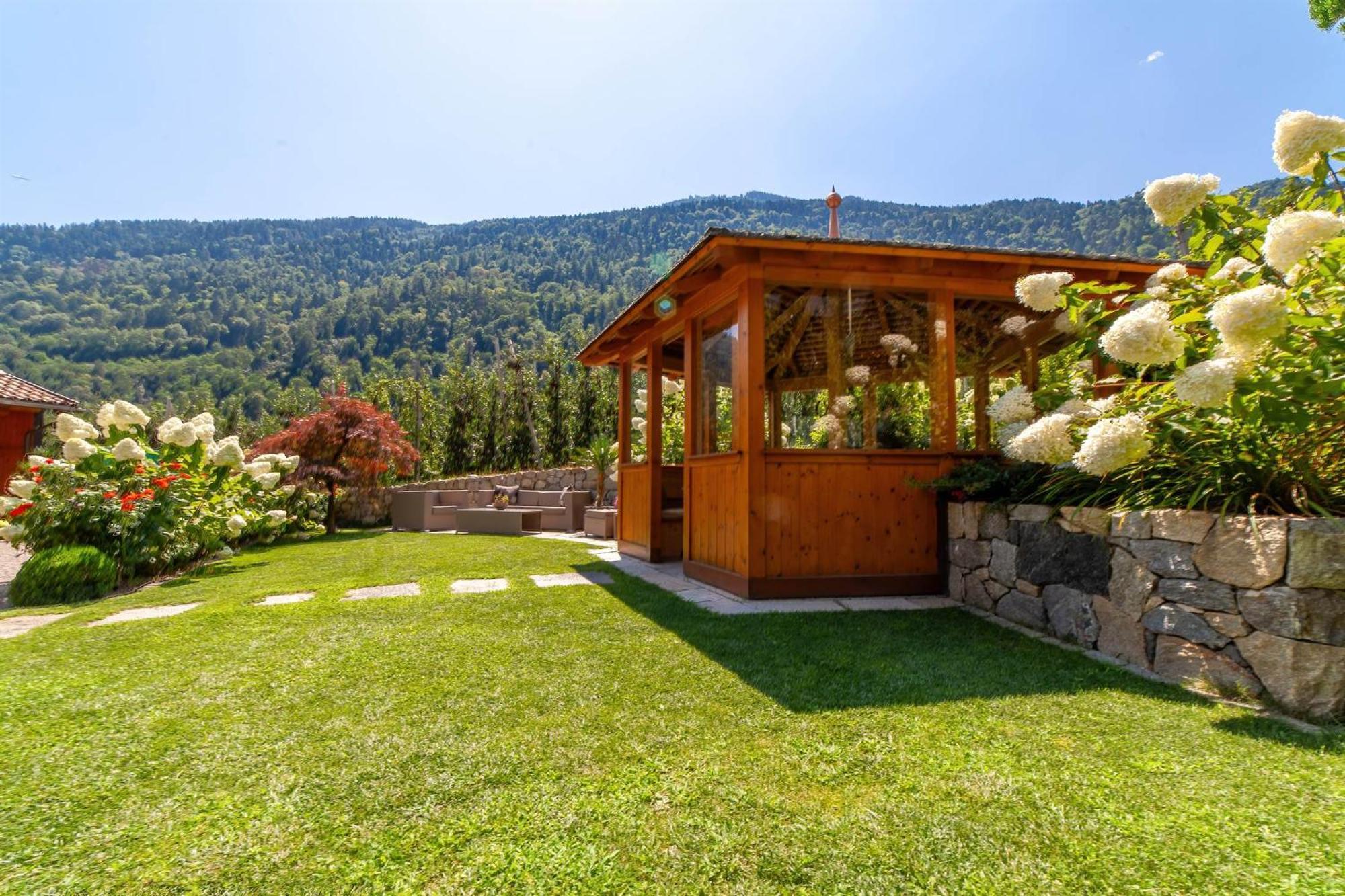 Appartementhaus Tratter Algund Buitenkant foto